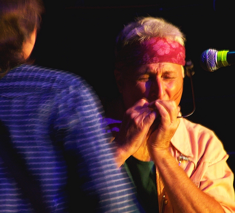 Jimmie Fadden, harmonica, drums